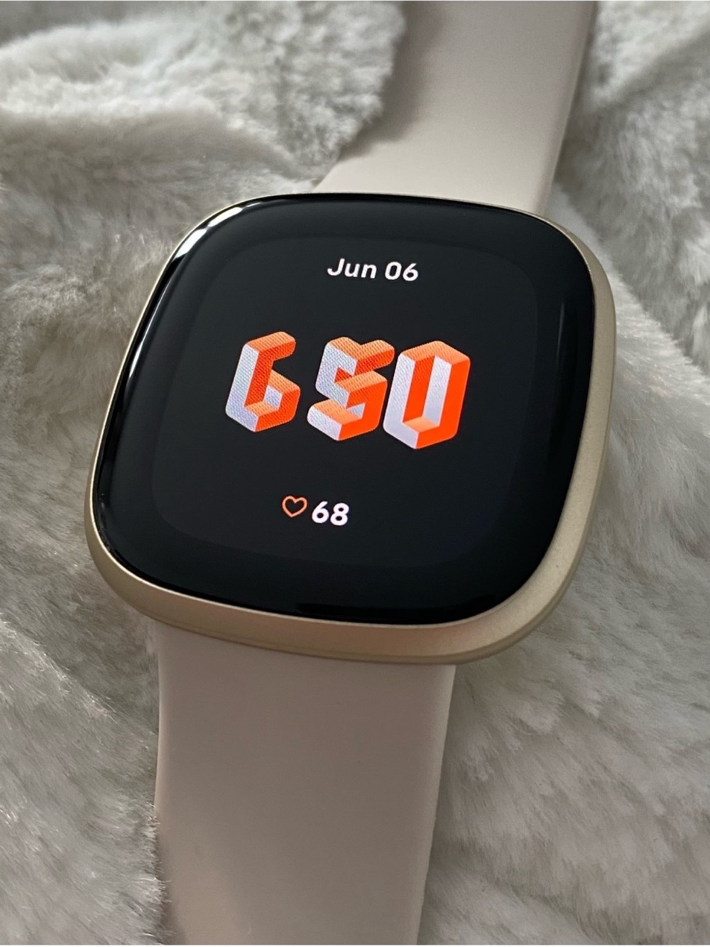 MINT Fitbit Versa 3 Soft Gold Stainless Steel Lunar White Band